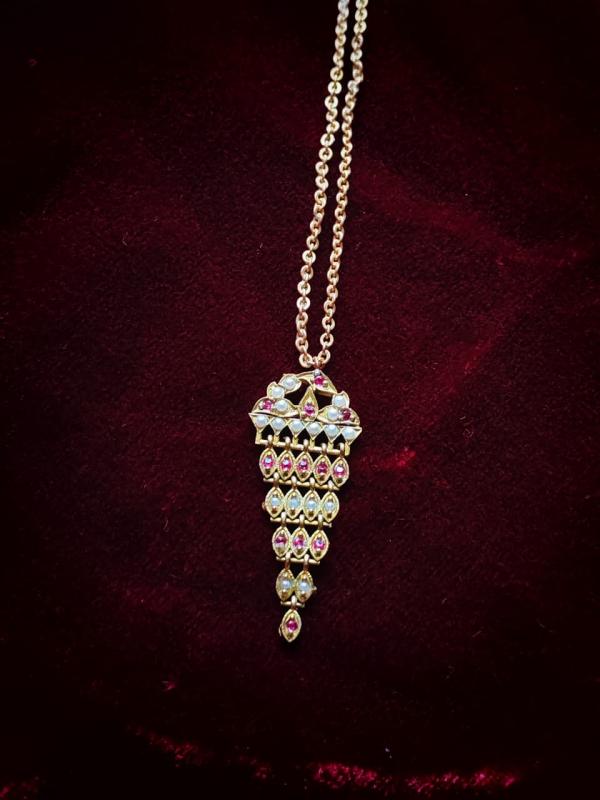 Jhilam pendant